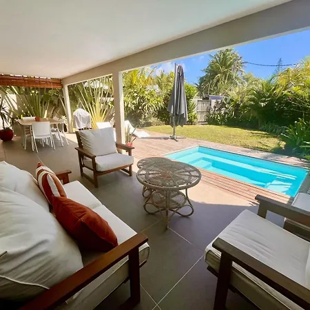 Villa Coastal Retreat In Bain Boeuf